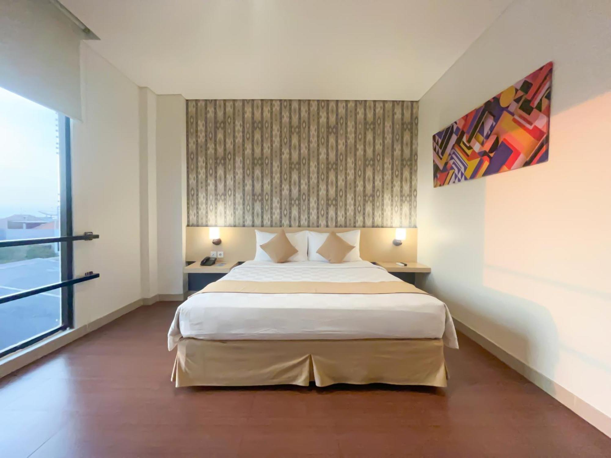 Hotel 88 Embong Malang Tunjungan Surabaya By Wh - Breakfast With The Best View On The Highest Floor And Strategic Location In The City Center Buitenkant foto