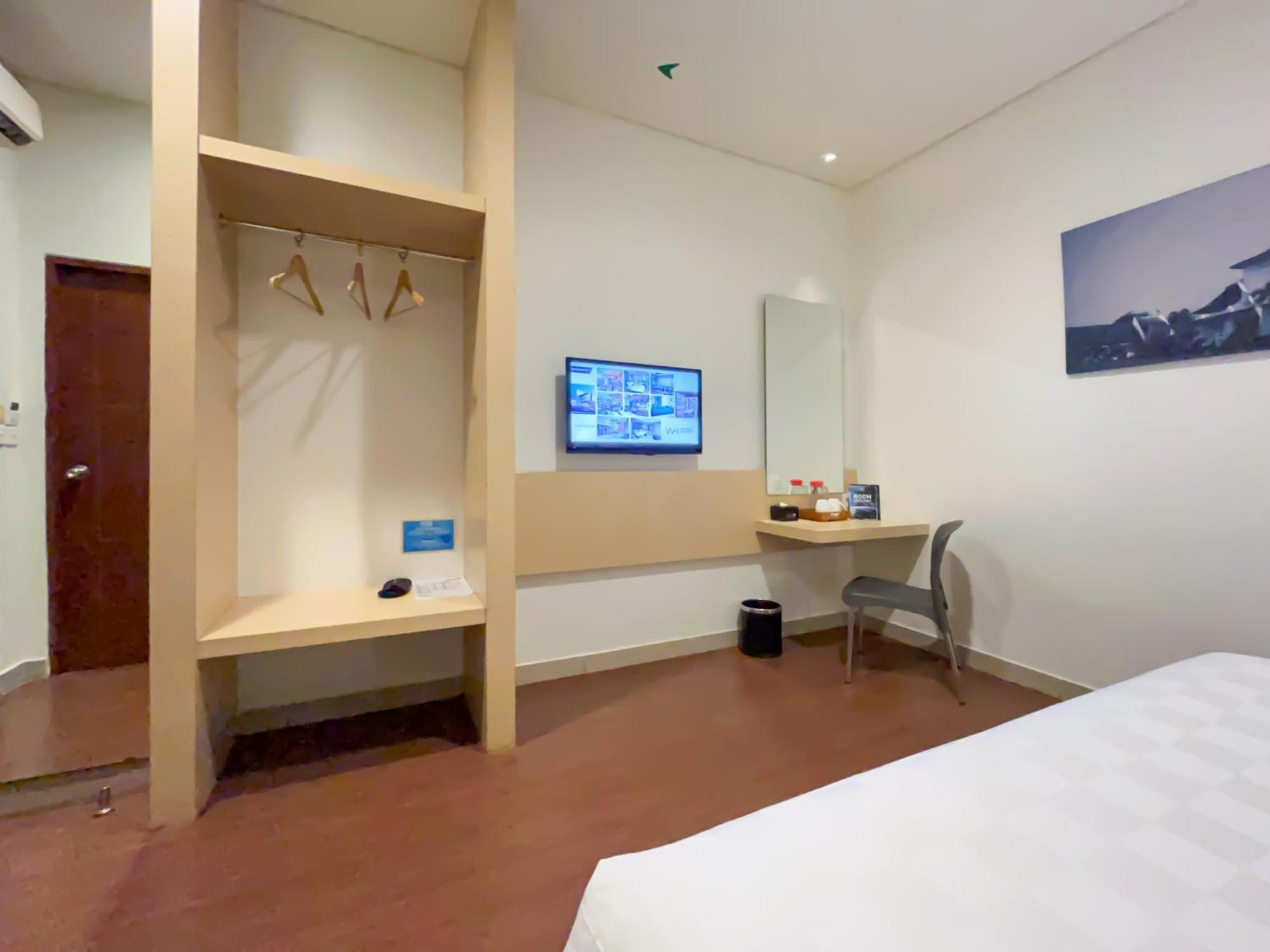 Hotel 88 Embong Malang Tunjungan Surabaya By Wh - Breakfast With The Best View On The Highest Floor And Strategic Location In The City Center Buitenkant foto